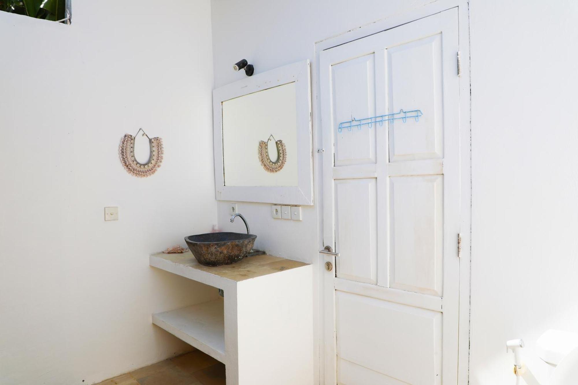 Uluwatu Bingin Bienvenue Guest House מראה חיצוני תמונה
